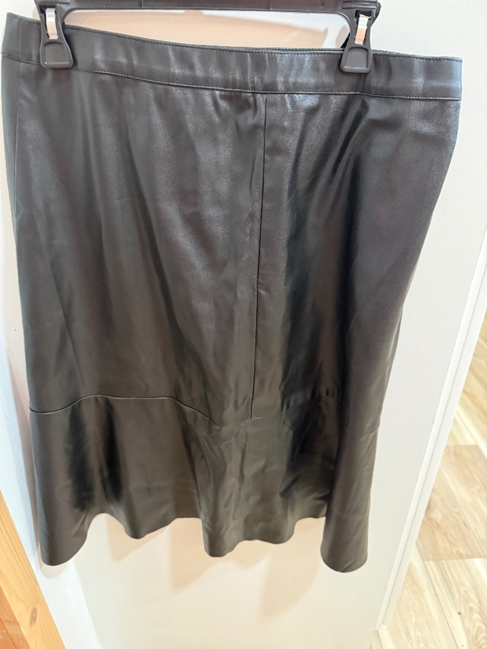 Womens size medium faux leather skirt black